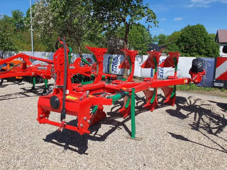Pług resorowy obracalny obrotowy XL 4 korpusowy skibowy PO4+ AGRO-MASZ