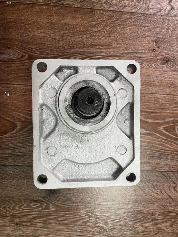 Pompa hydraulicza fortschritt d038 d-038 rozsiewacz