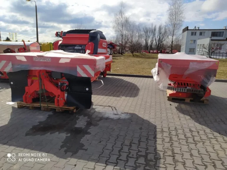 Rozsiewacz nawozów MASCHIO Primo EW 2