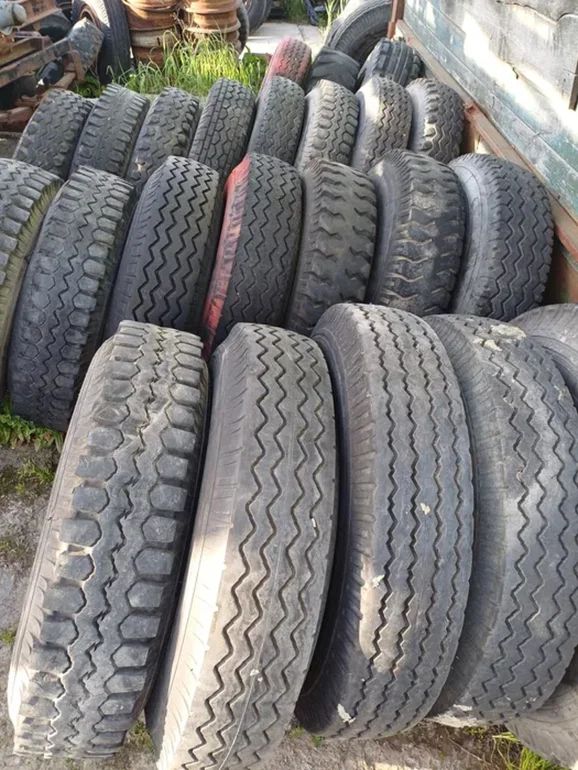 Opona 10.00 r 20 koła na 8 szpilek d55 przyczepa opony hl hw bss