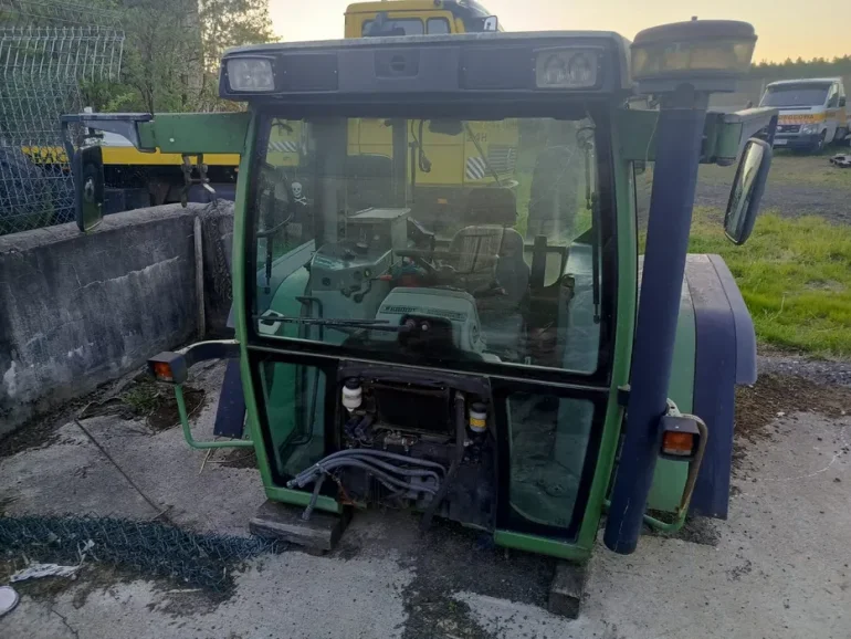 Kabina Kompletna Fendt Favorit 312 /311 /512 /514 itp