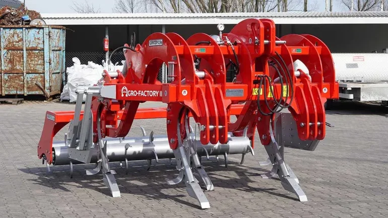 Agregat-Pług Dłutowy KARSTEN 2.5 - 5 skibowy zabez. Hydrauliczne GRAND