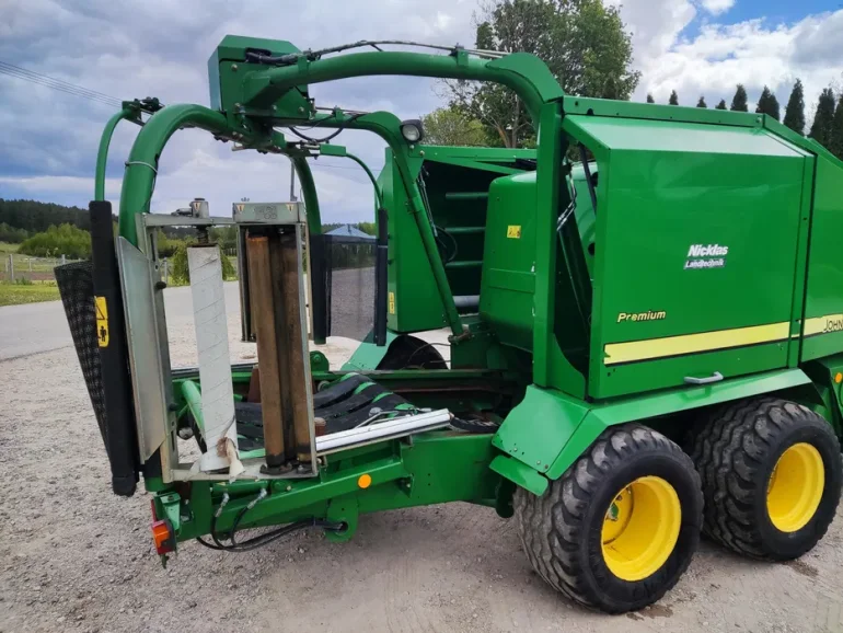 Prasoowijarka John Deere 744, rok 2013