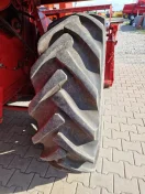 Kombajn zbożowy MF 206