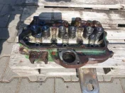 Głowica silnika John Deere 3 cylindrowego