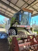 Claas Dominator 88s, Heder 3.9 m