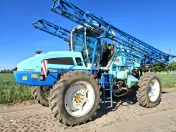 Opryskiwacz samojezdny Berthoud Boxer II 3000l 24/21m Iveco Jaskółki
