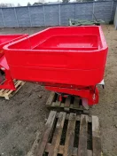 Rozsiewacz Nawozów Woprol Akpil Junior II 600kg Hydraulika, Oświetlen