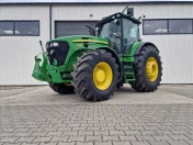 Wynajem ciągnika rolniczego John Deere 7930