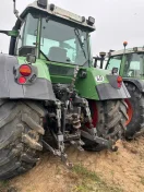 Fendt 820 z tuzem