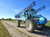 Opryskiwacz samojezdny Berthoud Boxer II 3000l 24/21m Iveco Jaskółki
