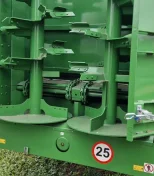 Rozrzutnik obornika SIPMA RO800 TAJFUN 8t do wapna kompostu 10 12t