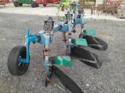 Plug trzy skibowy Overum .