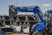Sonarol Łyżka Szufla 4w1 Miniładowarka Giant Schaffer Avant Multione