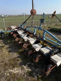 Siewnik do buraków Klein 12 rzędów